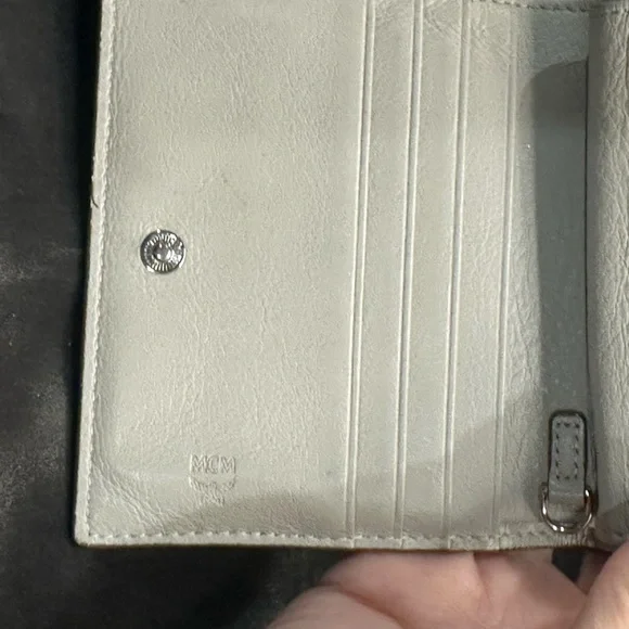 MCM Grey Bifold wallet with coin purse VISETOS ORIGINAL FLAP WALLET EUC - Picture 8 of 13